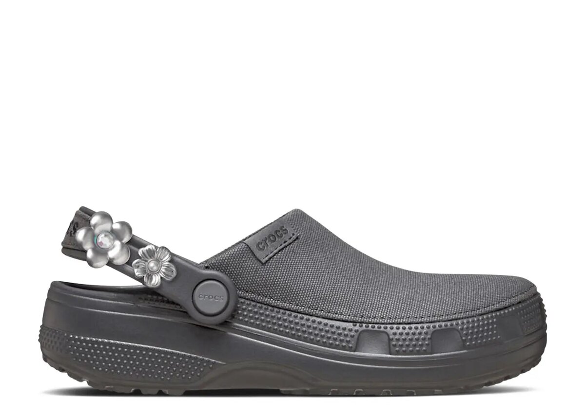 Crafted Silver Flowers Clog ‘Silver Flowers’ Crafted Silver Flowers Clog ‘Silver Flowers’