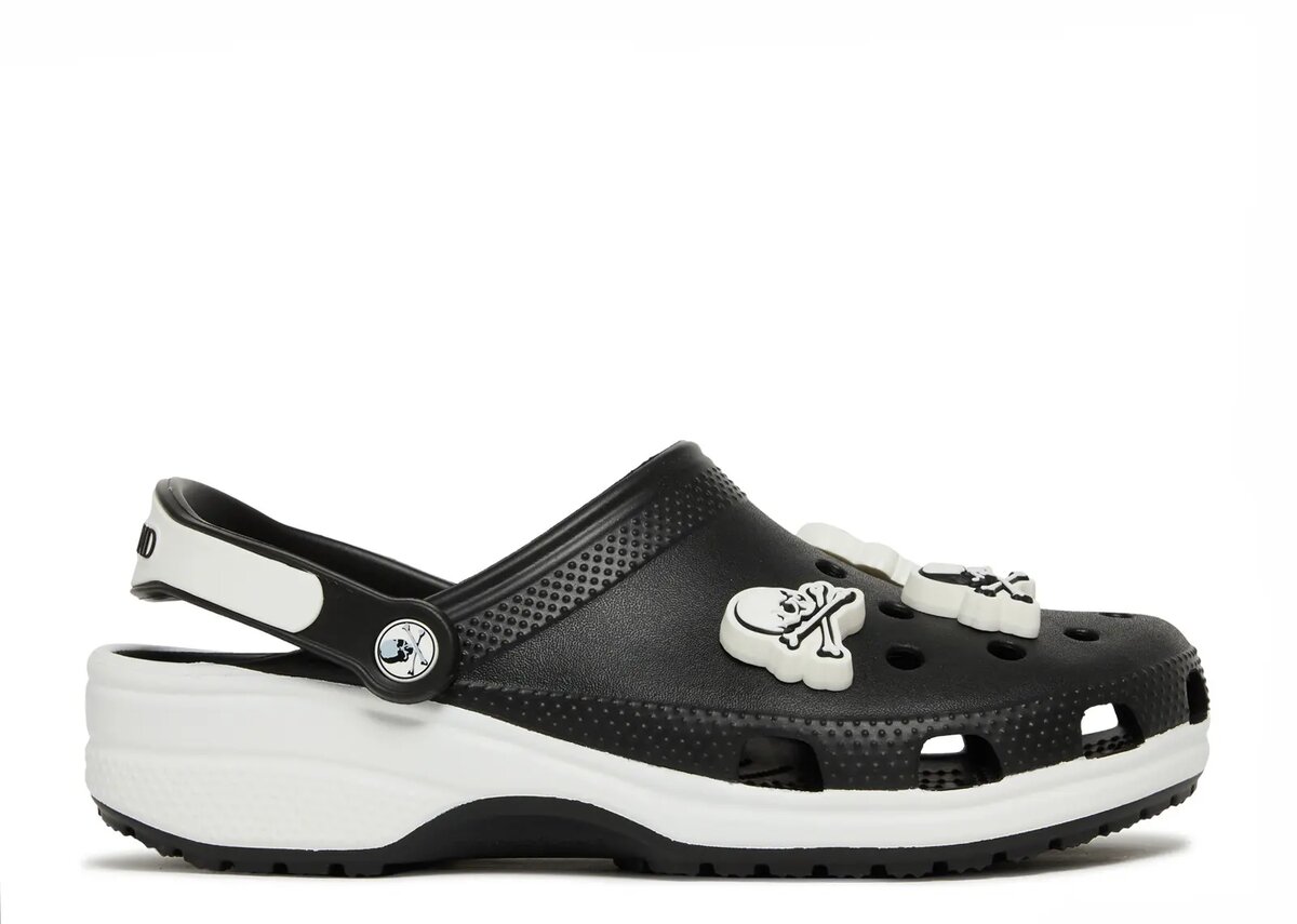 Mastermind Japan x Classic Clog ‘Black White’ Mastermind Japan x Classic Clog ‘Black White’