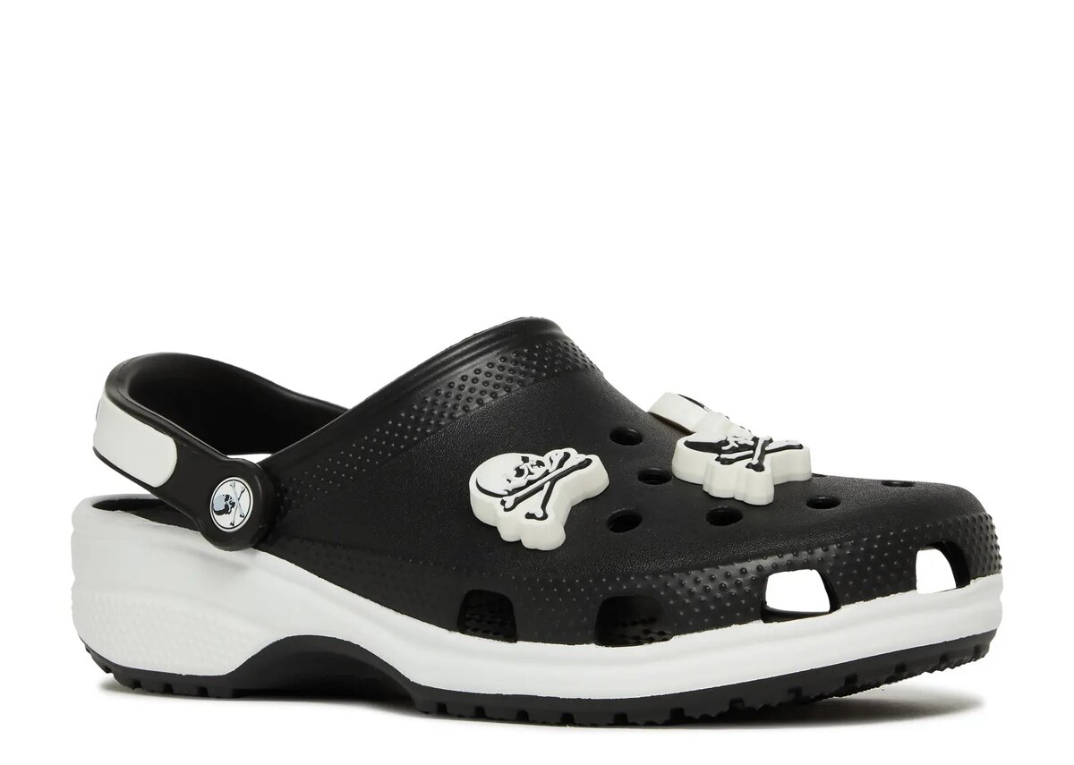 Mastermind Japan x Classic Clog ‘Black White’ Mastermind Japan x Classic Clog ‘Black White’