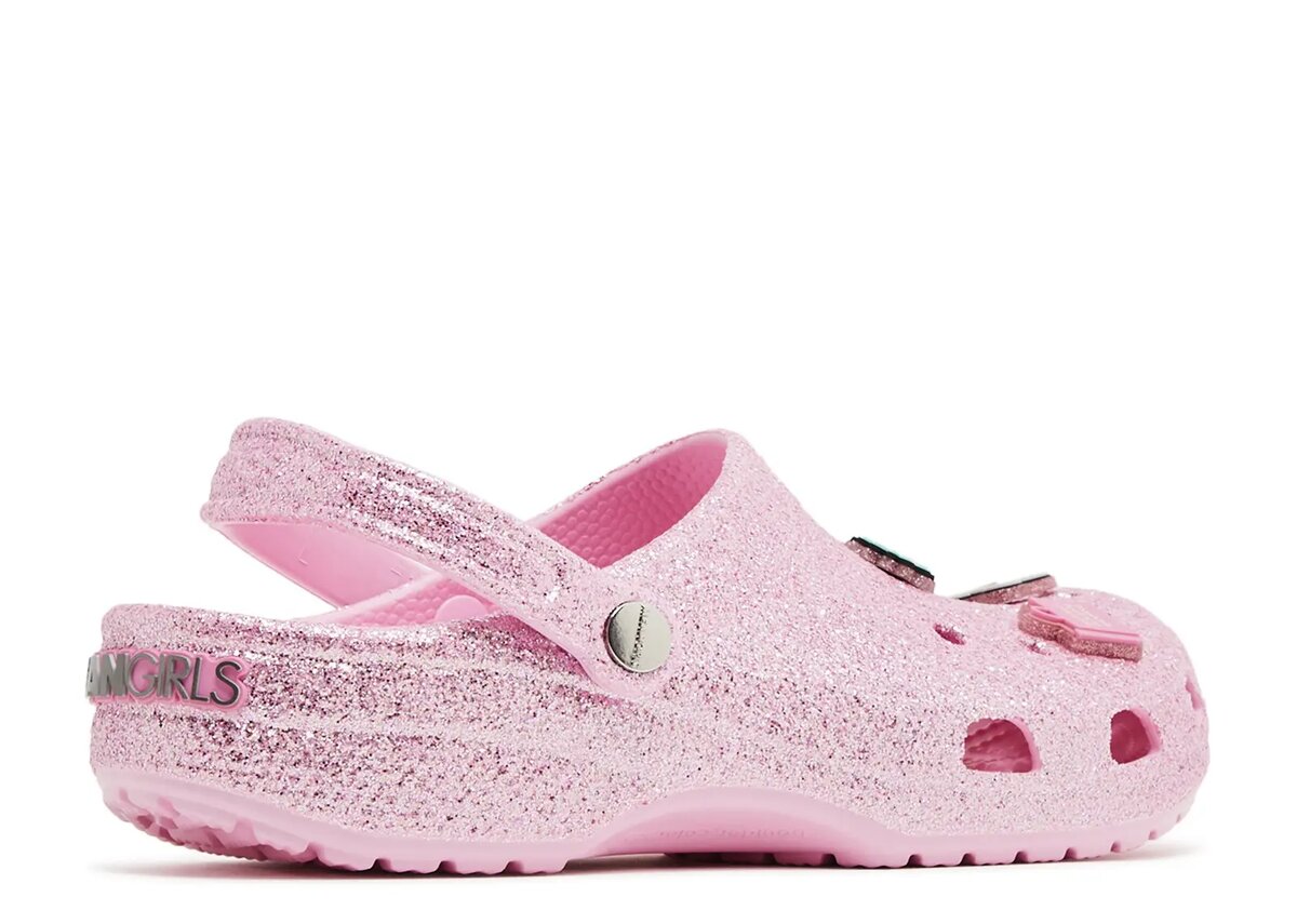 Mean Girls x Classic Clog ‘On Wednesdays We Wear Pink’ Mean Girls x Classic Clog ‘On Wednesdays We Wear Pink’