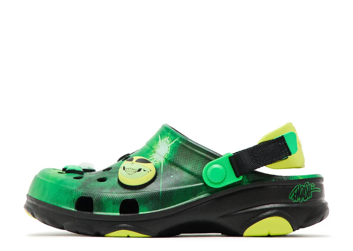 Ron English x All-Terrain Clog Kids ‘Area 54 – Green Galaxy’ Ron English x All-Terrain Clog Kids ‘Area 54 – Green Galaxy’